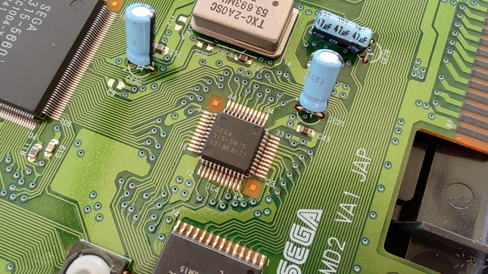 MegaDrive2基板上のZ80CPU